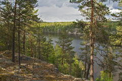 Northeastern view from Romvuori hill over Nuuksion Pitkäjärvi lake. - Last view 2022-09-03